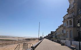 Charmant studio à 4min de la mer